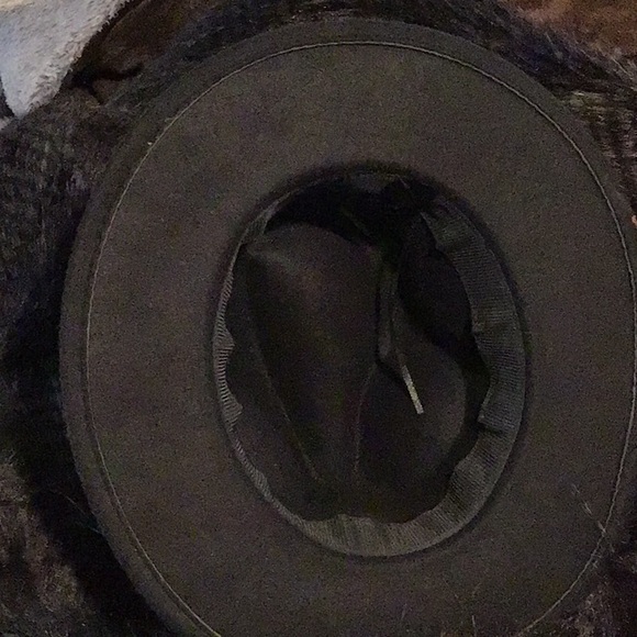 Custom design hat - Picture 2 of 4